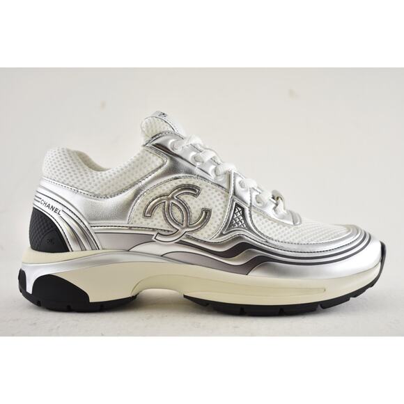 Chanel REV White Silver Metallic CC Logo Tie Flat Runner Trainer Sneaker 37.5 - Picture 2 of 14